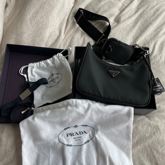 prada bag packaging